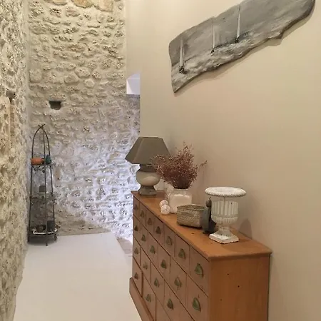 Du Pigeonnier Oda ve Kahvaltı Réauville