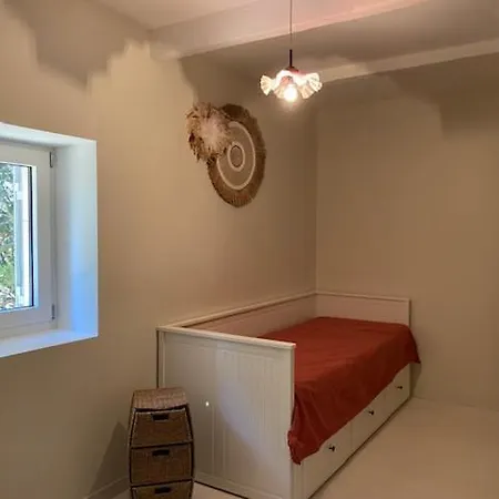 Du Pigeonnier Oda ve Kahvaltı Réauville